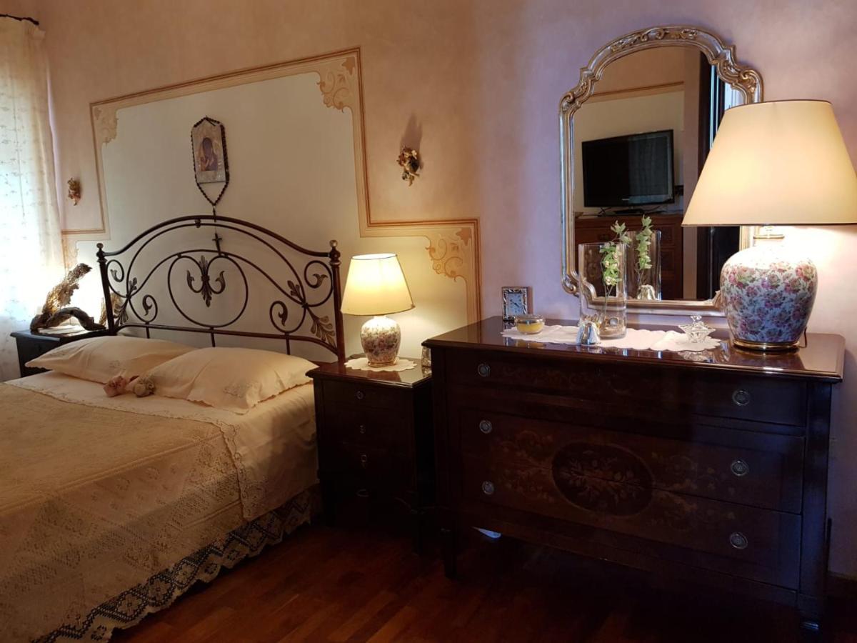 Appartamenti via Lombardo Giardini Naxos Esterno foto