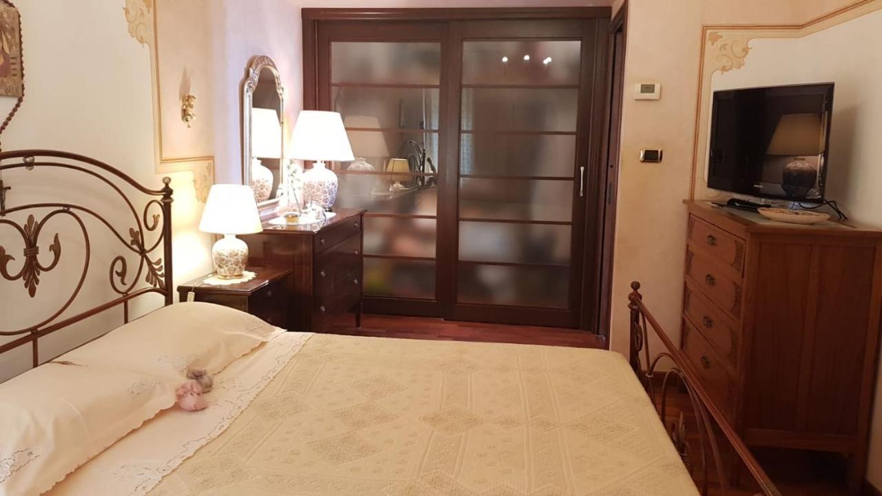 Appartamenti via Lombardo Giardini Naxos Esterno foto